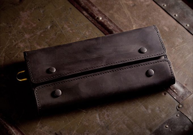 ナポレオンカーフの財布（マットブラック）