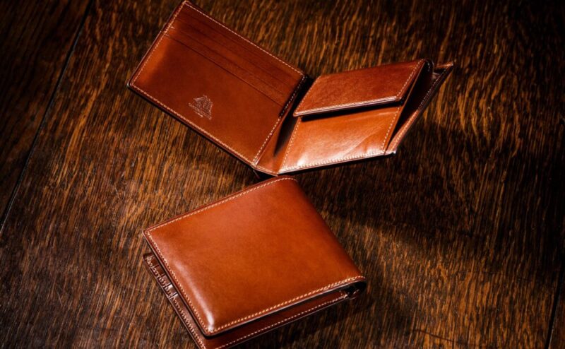 アンティーク感のあるオススメの二つ折り財布