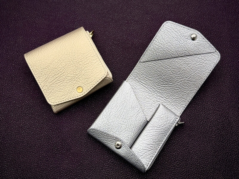 ATELIER moku・小さく薄い財布メタリック