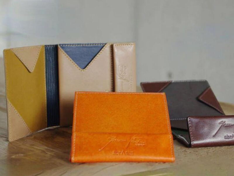 薄い財布メンズabrAsus