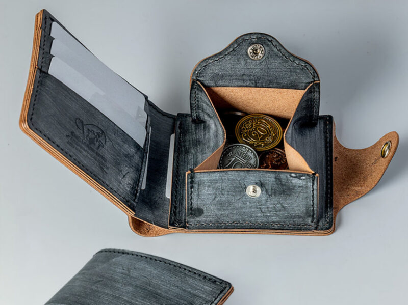 ラストドリップデザインズ・ 蝋引き革ブライドルレザーシリーズ