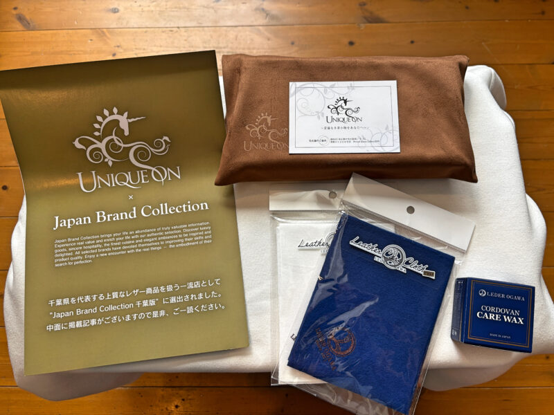 コードバンの革財布を実際に購入して届いた時の開封時の写真