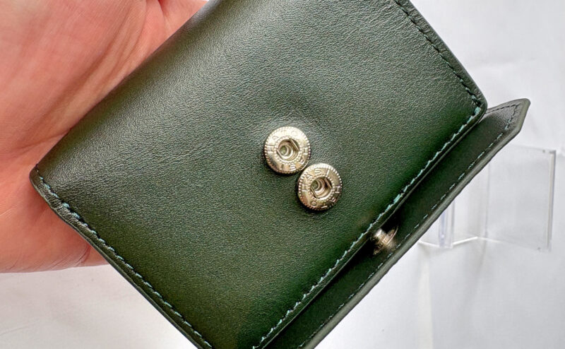LIFEPOCKETキーウォレットミニの二連ホック