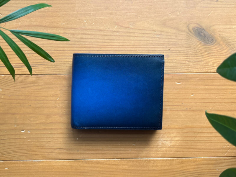 Proof Foschia(プルーフフォスキーア)シリーズの財布(著者所有品YPF136二つ折り財布実物)